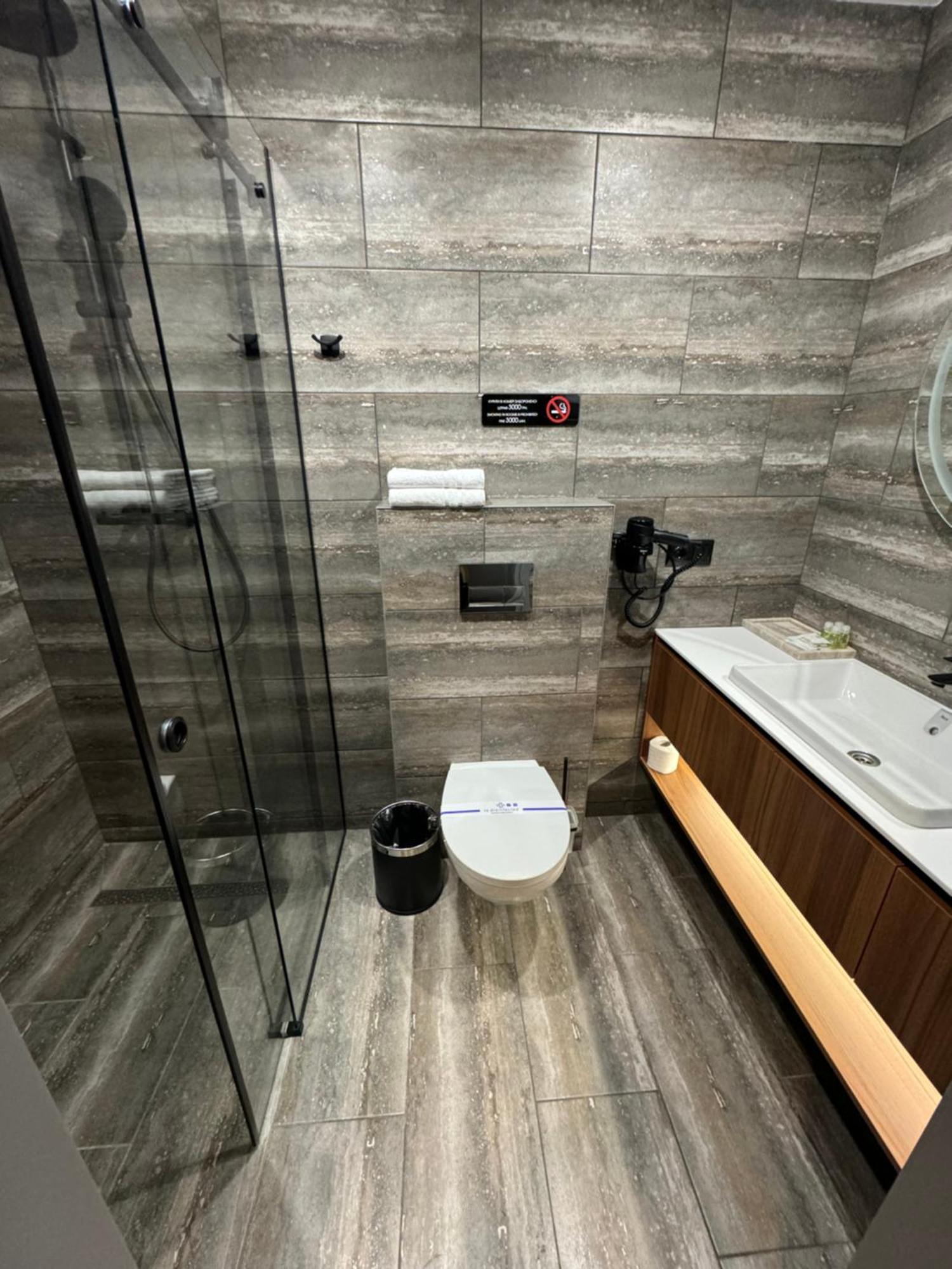 Alir Hotel Zjytomyr Eksteriør billede